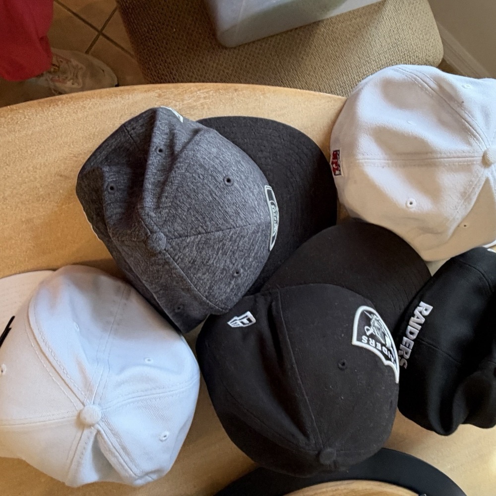 Las Vegas Raiders 5 Hats Lot New Era 59FIFTY Fitted Hats Size 7 1/8 Lot of 5 NFL